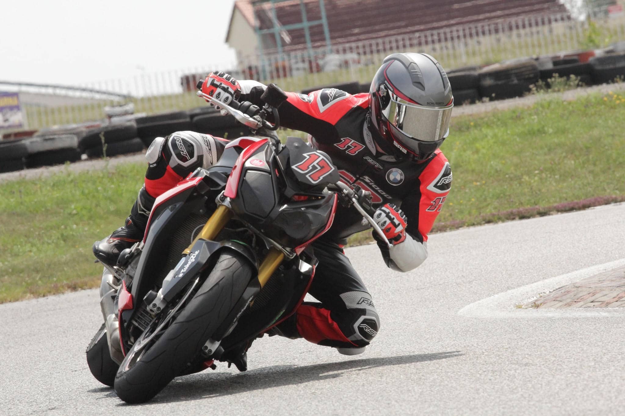 Kurz zatáček na okruhu